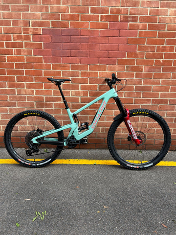 2026 Santa Cruz Nomad XO CC - Medium