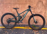 2023 Trek Slash 9.8 GX Gen 5 - M/L
