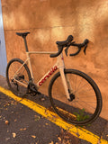 2025 Cervelo Soloist 105 - 58cm