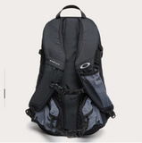 OAKLEY SEEKER TRAVERSE RC HYDRA BAG BLACKOUT