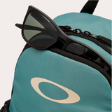 OAKLEY SEEKER TRAVERSE RC HYDRA BAG - PACIFIC