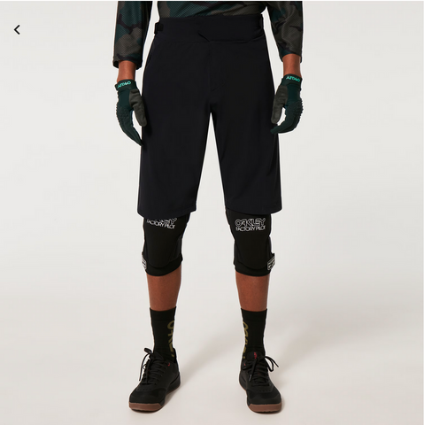 OAKLEY FACTORY PILOT RC SHORT BLACKOUT