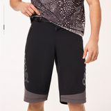 OAKLEY MAVEN SCRUB SHORT BLACK/GREY