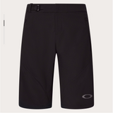 OAKLEY SEEKER AIRLINE SHORT BLACKOUT
