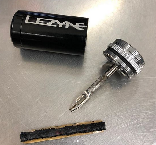LEZYNE TUBELESS KIT ALLOY HOLDER INCLUDES 5 PLUGS INTEGRATED REAMER Bicycle Express City Norwood stores